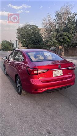 ئێم جی 5